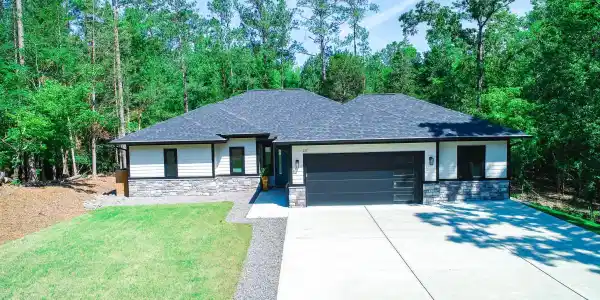 217 Cove Point Lane Lane