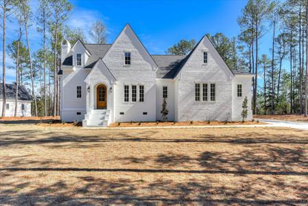 1018 Sadie Lane