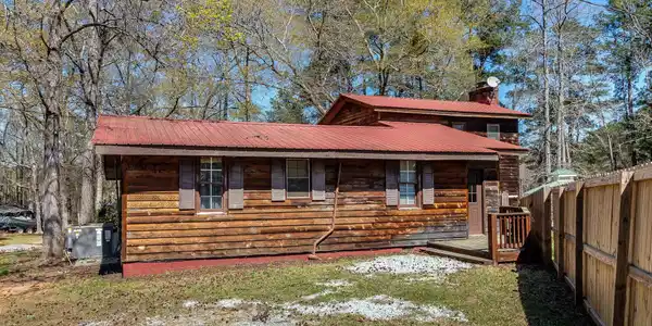 1098 Broad River Scenic Drive