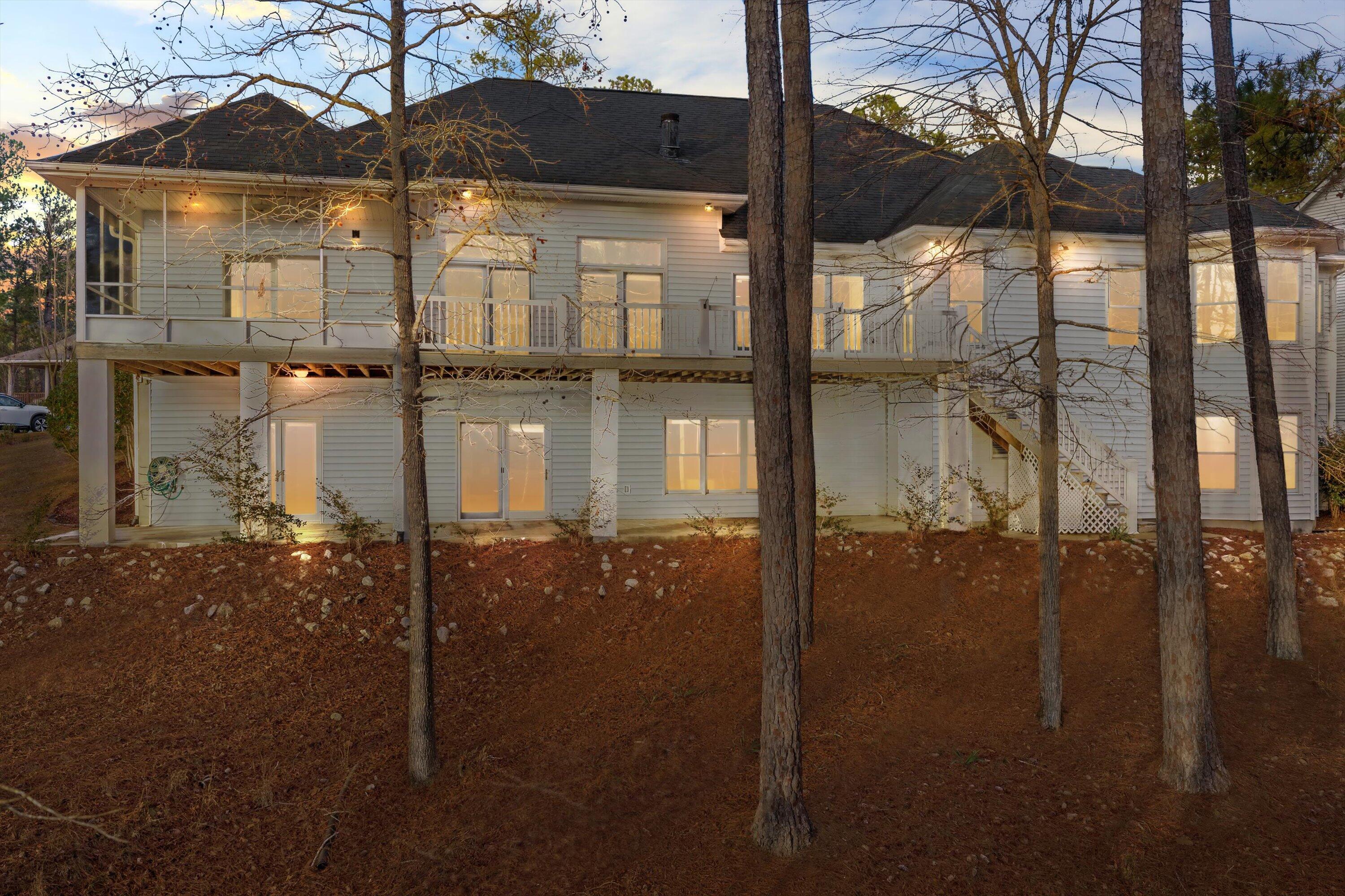 Image 4: 210 Daly Place.EvansRealEstateGroup53