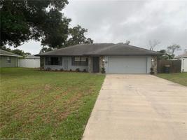 124 NW Cumquat Road