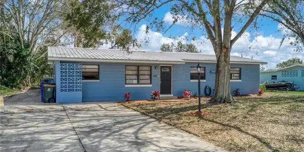 1332 Draper Drive