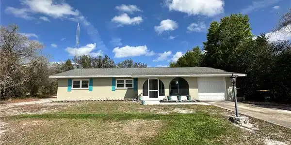 103 Grape Road NW