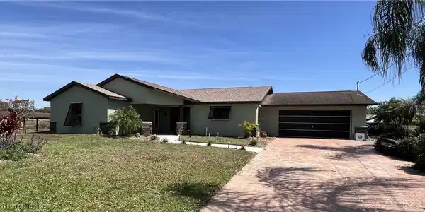 133 Orange Road NE