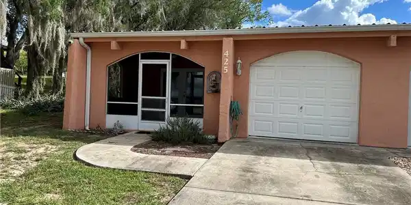 425 LAKE JUNE Drive