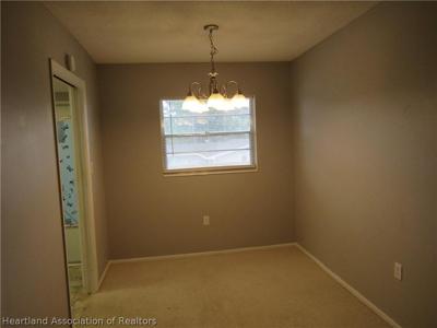 1801 Lakeview Drive