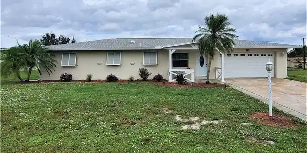 121 Tangerine Road