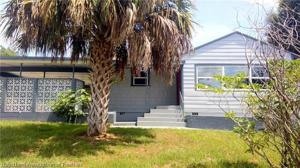 1370 LAKEVIEW Drive