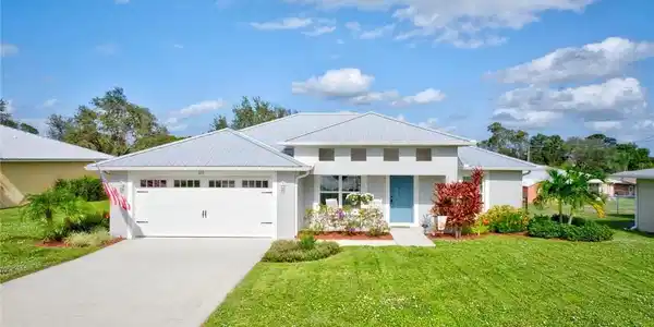 123 Tangerine Road