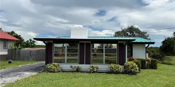 11 MOCKINGBIRD Road