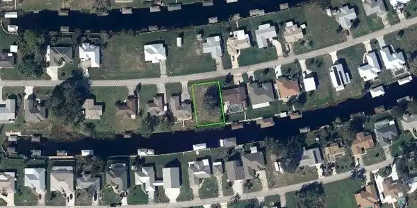 115 Citrus Road NE