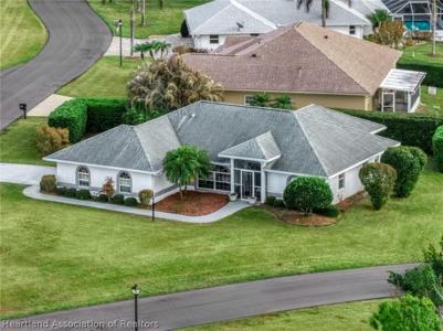 177 Rosewood Drive N