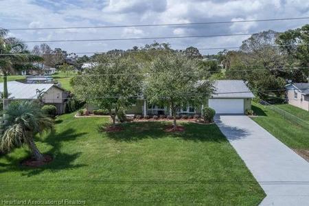 4490 Lakeview Drive