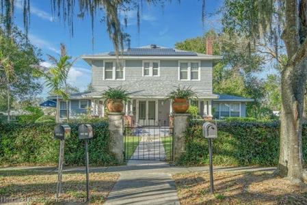 883 S EUCALYPTUS Street