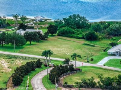 135 S Bear Pointe Drive