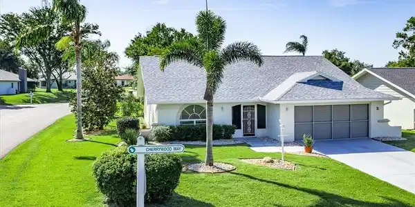2 Cherrywood Way