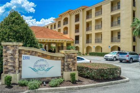 2351 Lakeview Drive