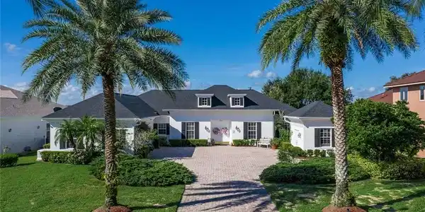 764 Sunset Pointe Drive