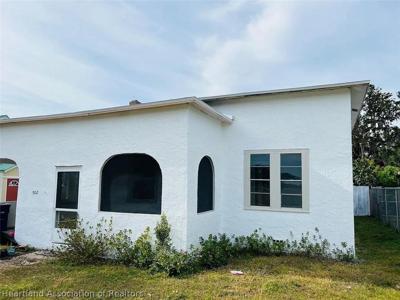 902 Woodlawn Drive