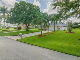 573 Sunset Pointe Drive
