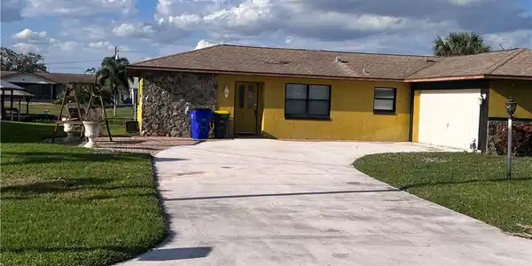 134 Lemon Road NE