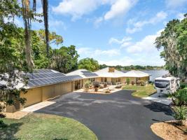 20 Piney Point Drive