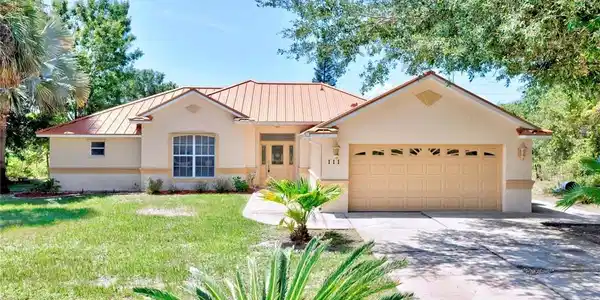 111 Mango Road NE