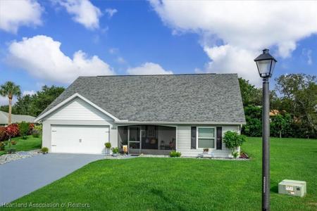 124 Crestview Court N