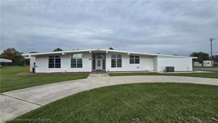 3200 Golfview Road