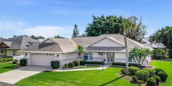1 Acacia Court N
