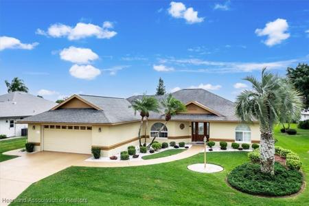 5 Acacia Court N