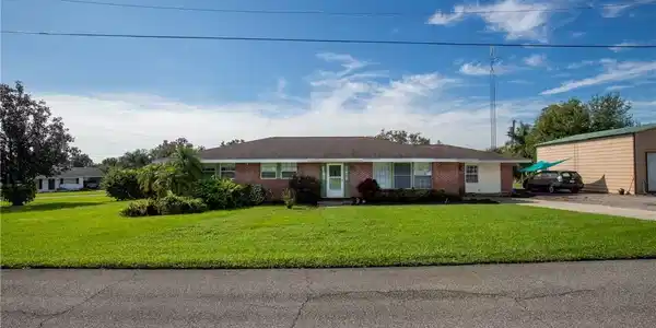 546 N Lakeview Road
