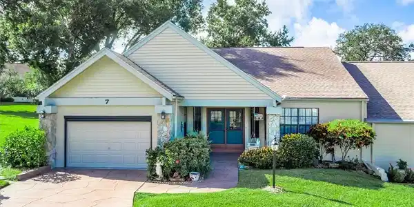 7 Pinewood Court
