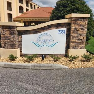 2351 Lakeview Drive