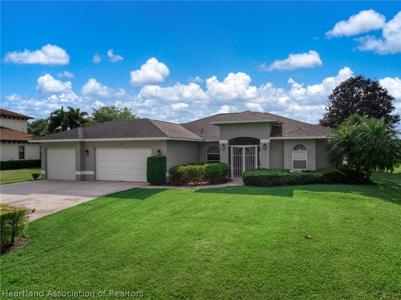 34 Meadowlake Circle S