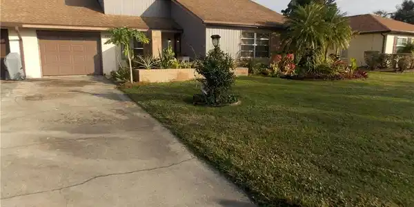 120 Parkview Circle