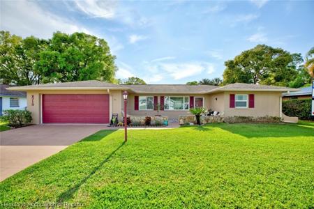 2719 Greenlawn Drive