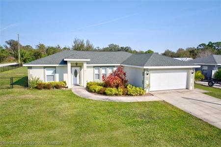 300 Lake Groves Road NE