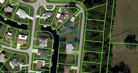 3323 Country Lake Drive