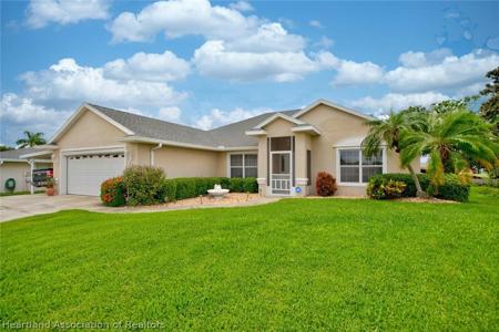 136 Citrus Road NE