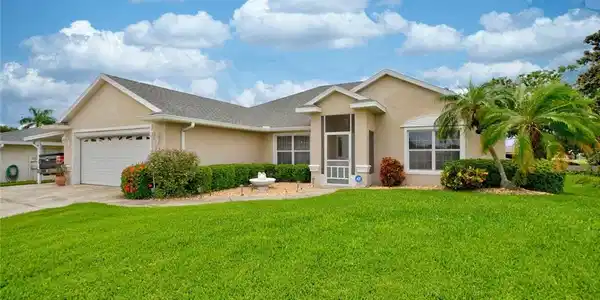 136 Citrus Road NE