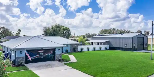 127 Citrus Road NE