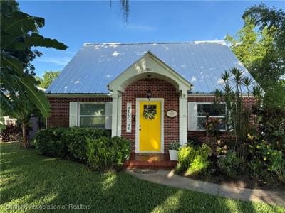 1961 Lakeview Drive