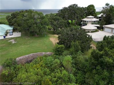 1201 Lakeshore Drive