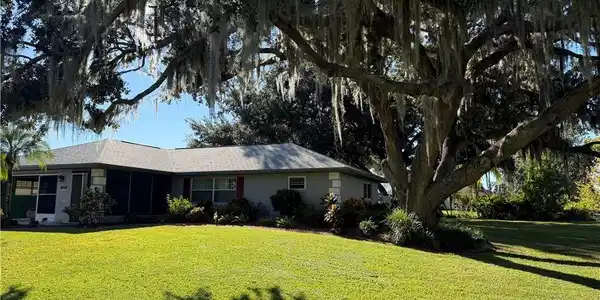 1002 Peachtree Drive