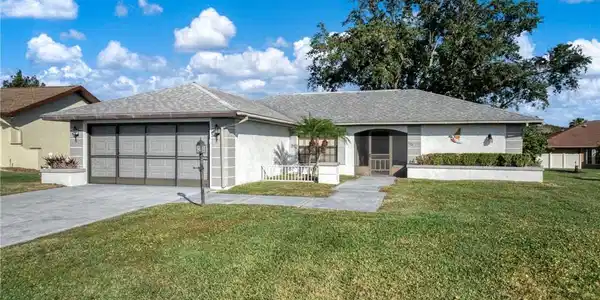 113 Brentwood Drive N