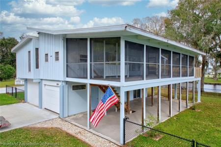 3819 Oakview Drive