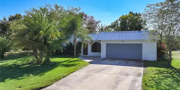 112 Tangerine Road