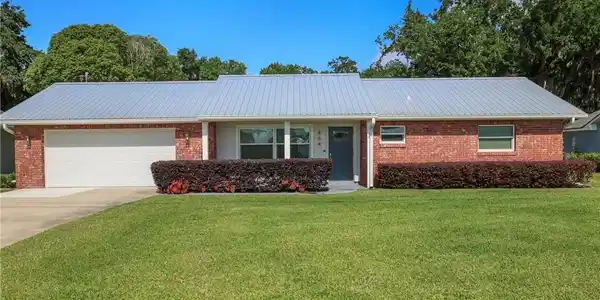 864 Peachtree Drive