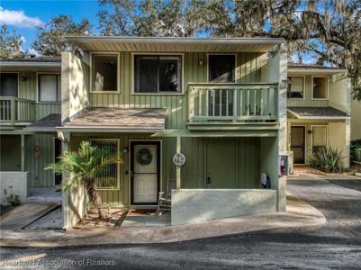 1561 Lakeview Drive
